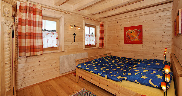 Schlafzimmer im Erdgeschoss - Ferienhaus im Bayerischen Wald
